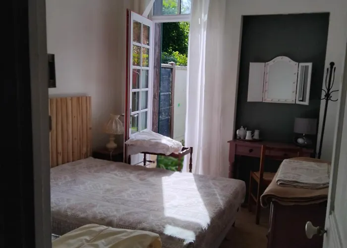 Le Vieux Pre De La Motte *