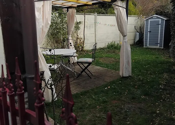 Le Vieux Pre De La Motte *